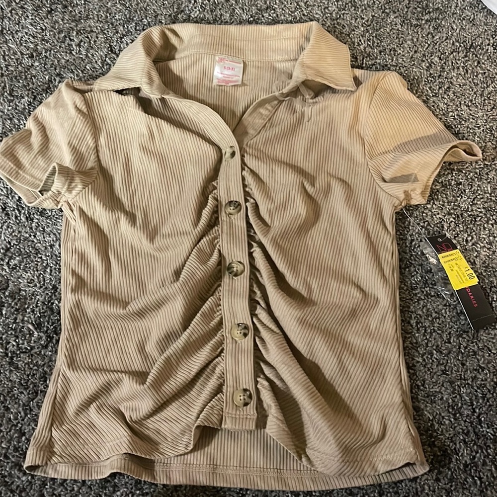 Scrunched buttons